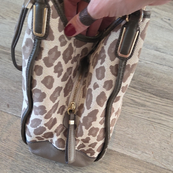 Coach Ocelot Leopard Madison Pheobe Shoulder Tote - Picture 5 of 10